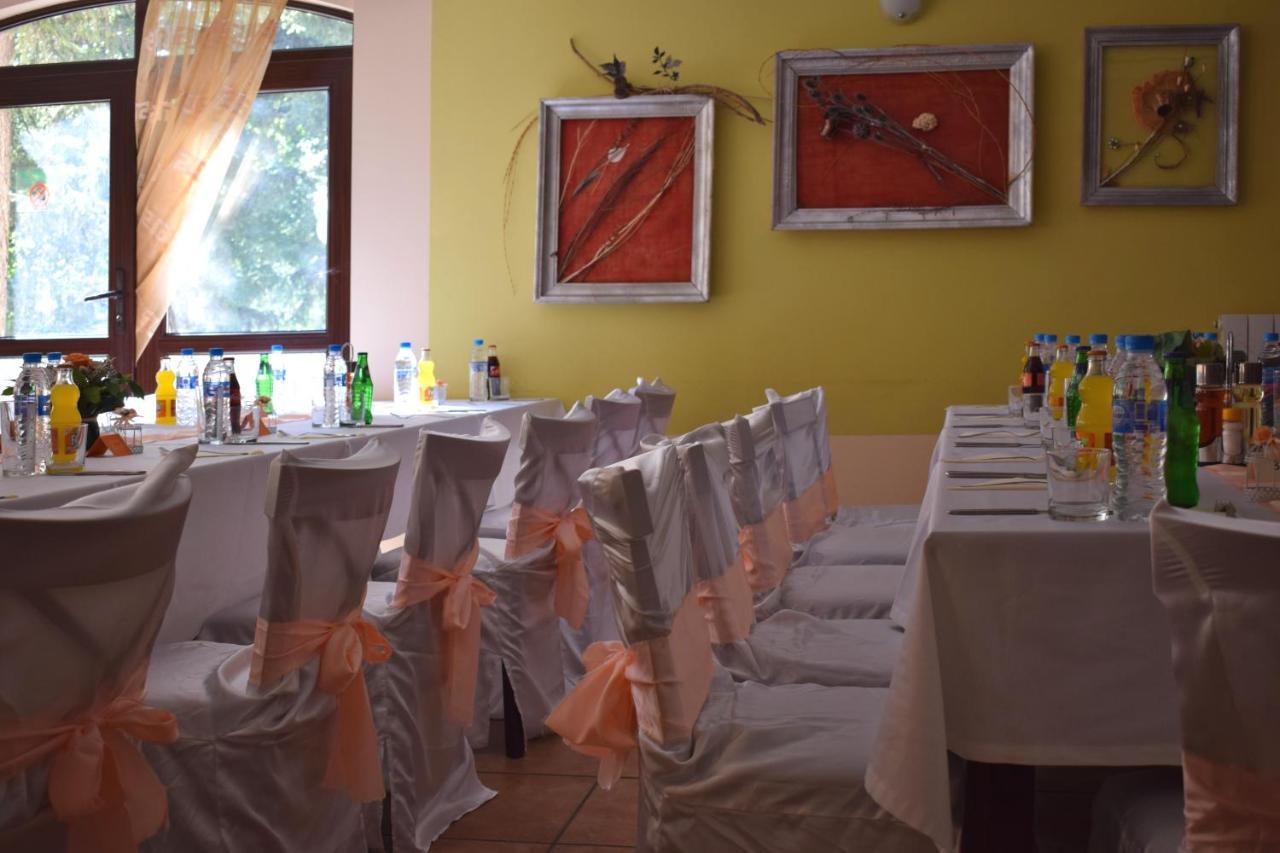 Hotel Jeravna Bankya Buitenkant foto