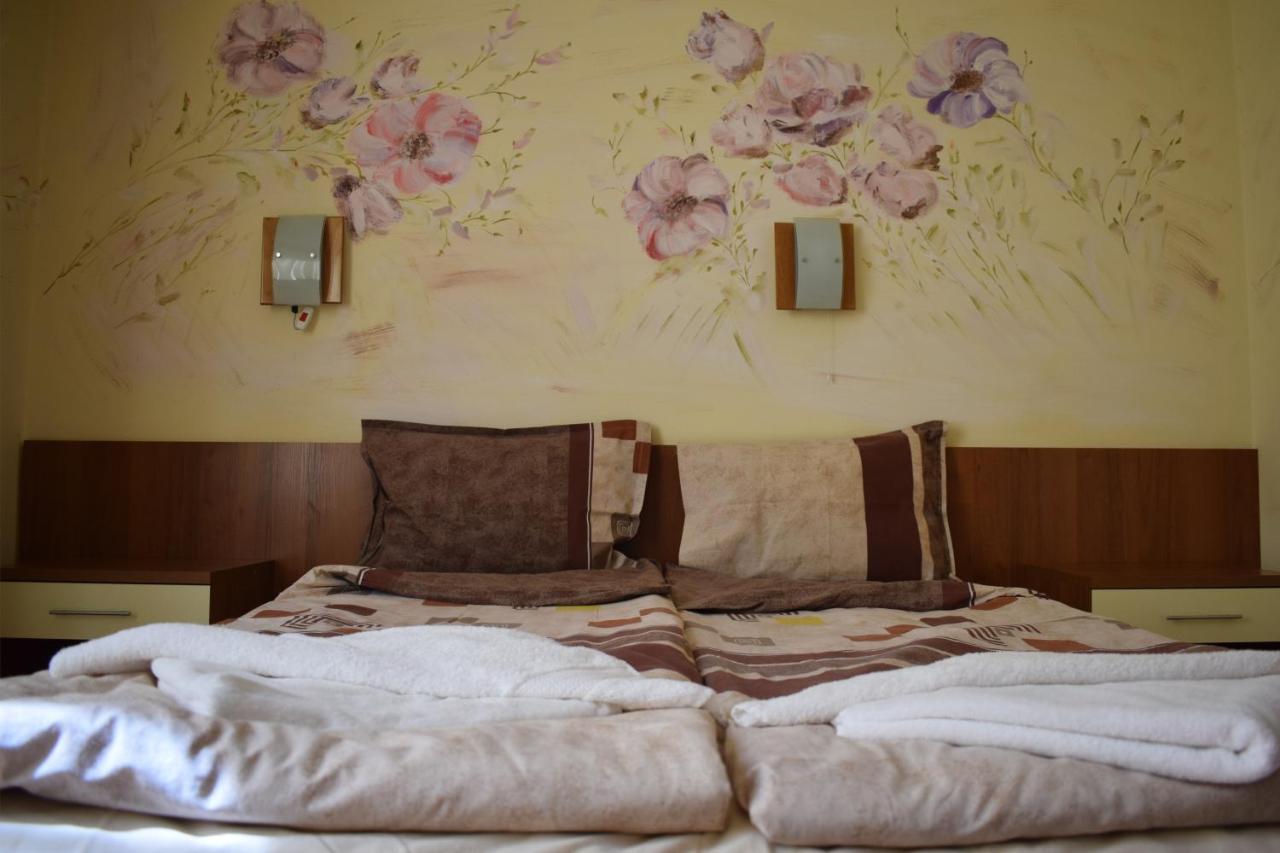 Hotel Jeravna Bankya Buitenkant foto