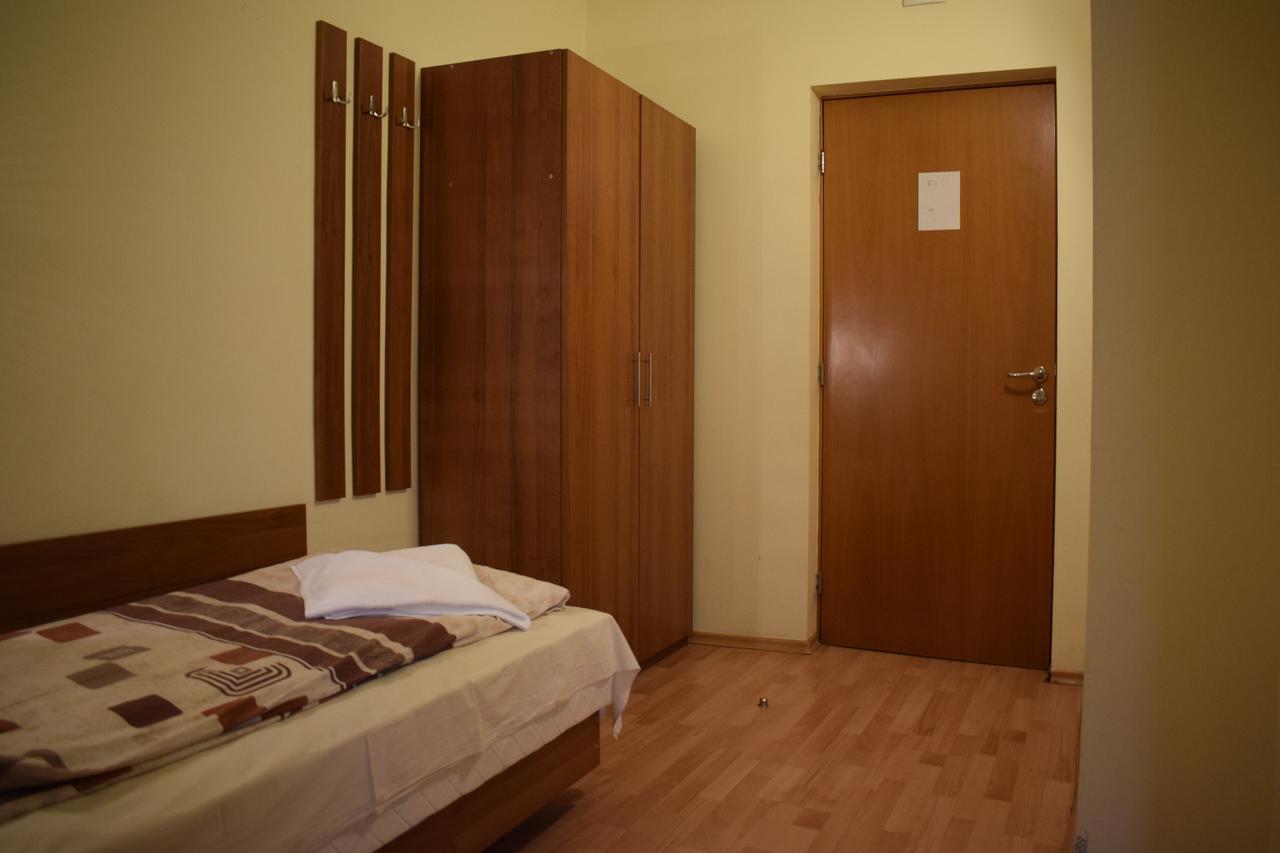 Hotel Jeravna Bankya Buitenkant foto