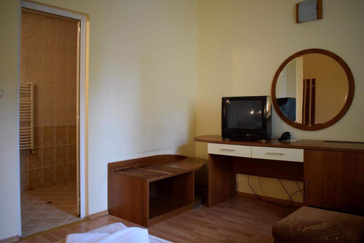 Hotel Jeravna Bankya Buitenkant foto