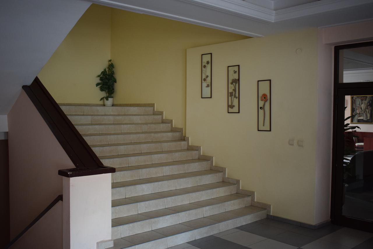 Hotel Jeravna Bankya Buitenkant foto