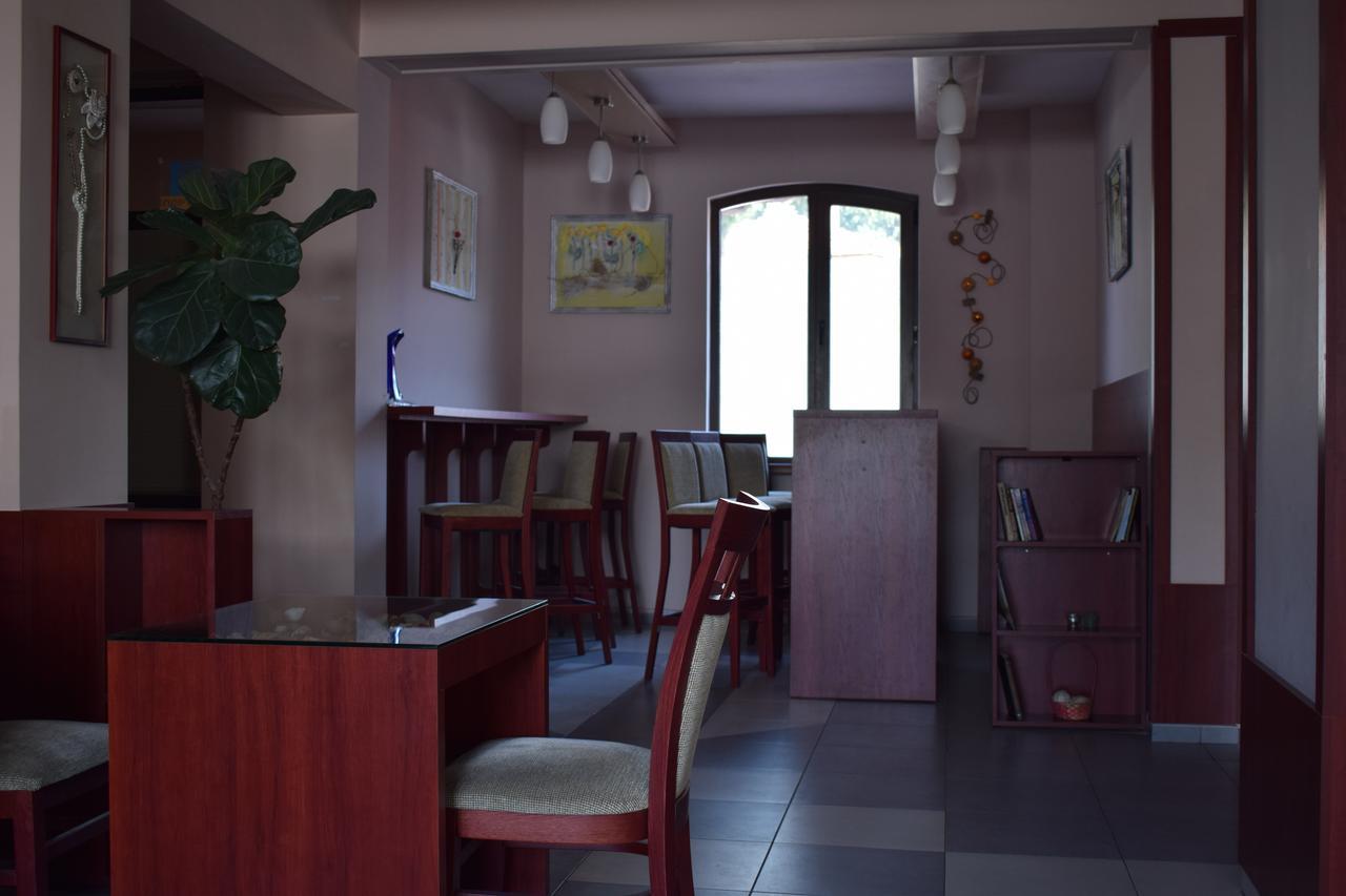 Hotel Jeravna Bankya Buitenkant foto